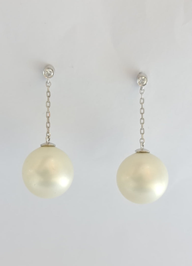 Pearly Mood Earrings